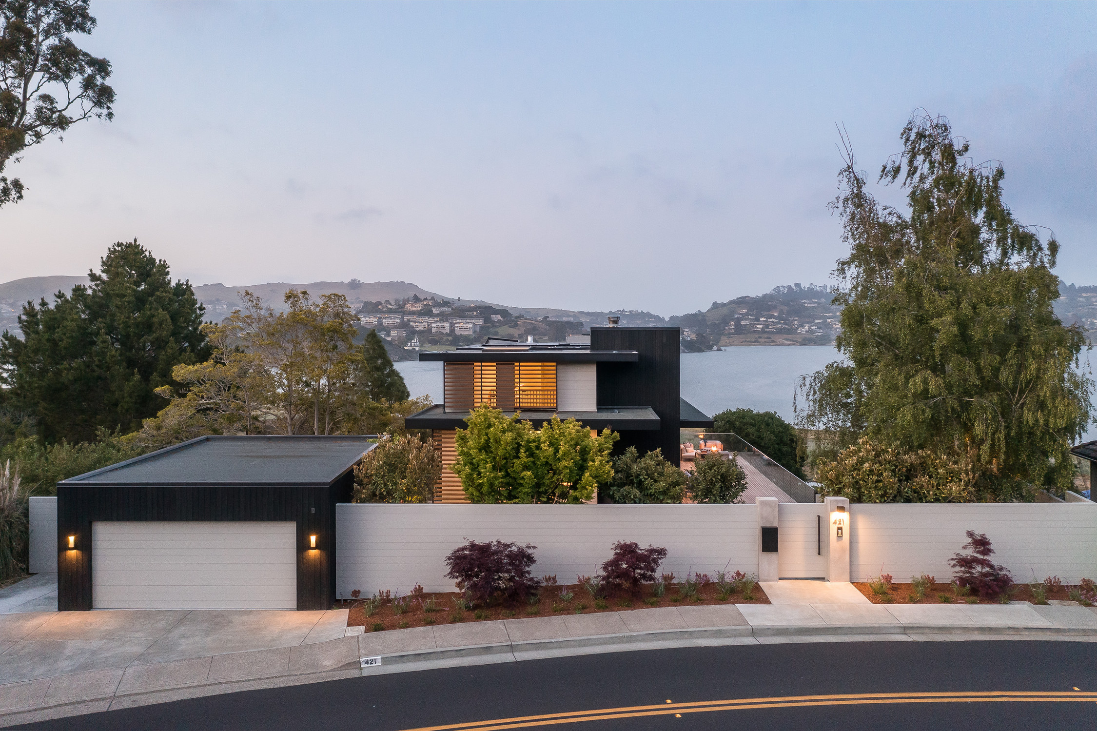 Strawberry — custom residential architecture by OXBStudio Architects, Marin County (photo 2)